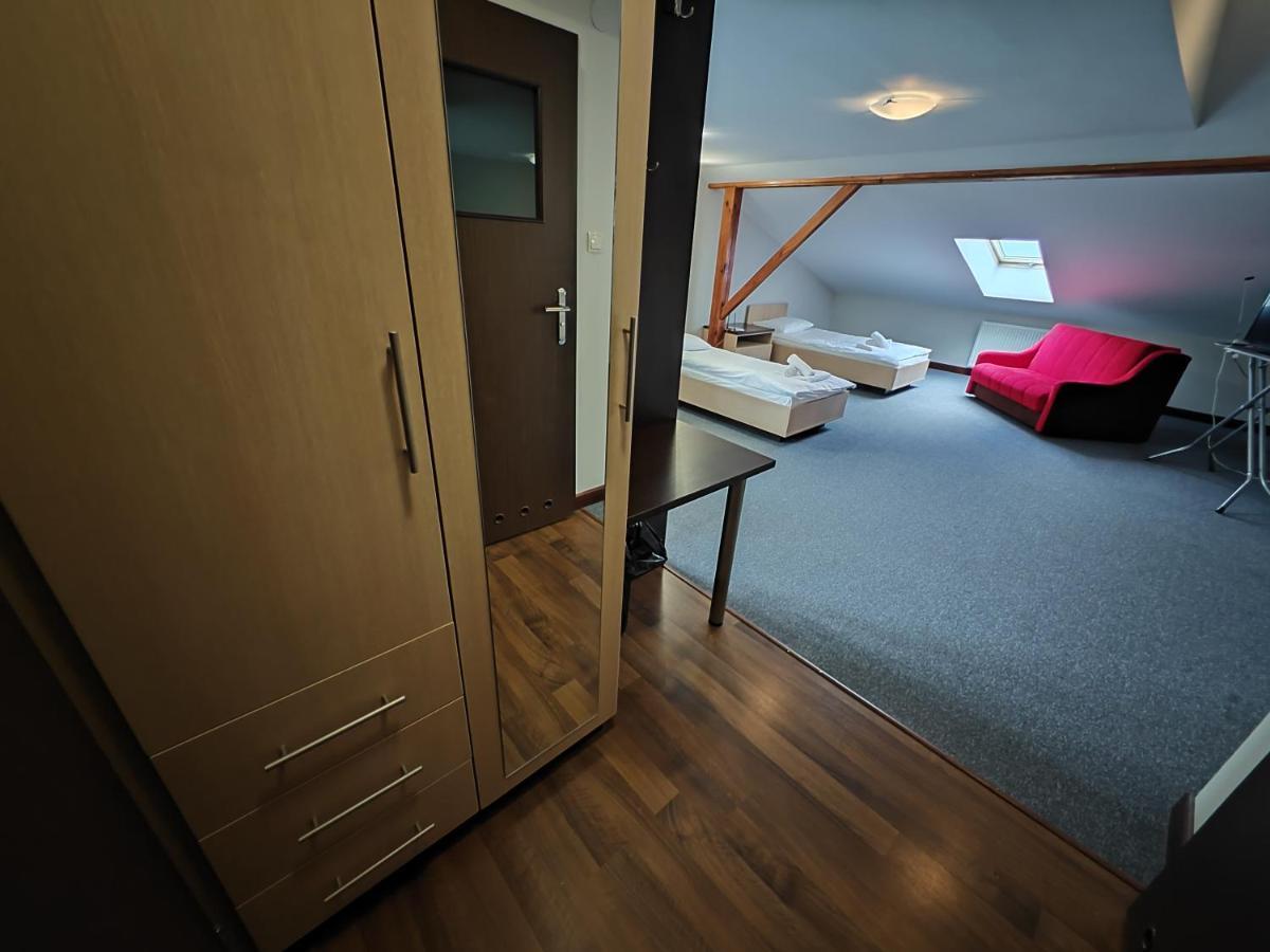 Maka I Magia Obiady Domowe Hotel Zambrow Eksteriør billede